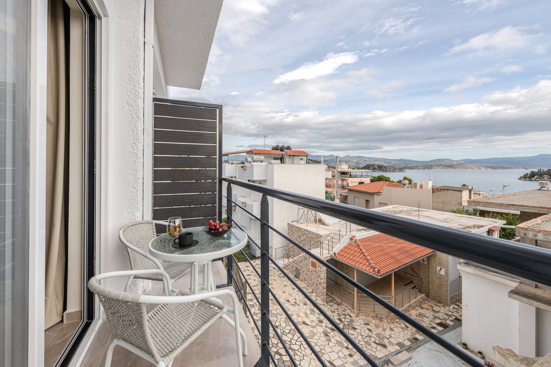 Deluxe Suite with sea view - Noma Suites Tolo